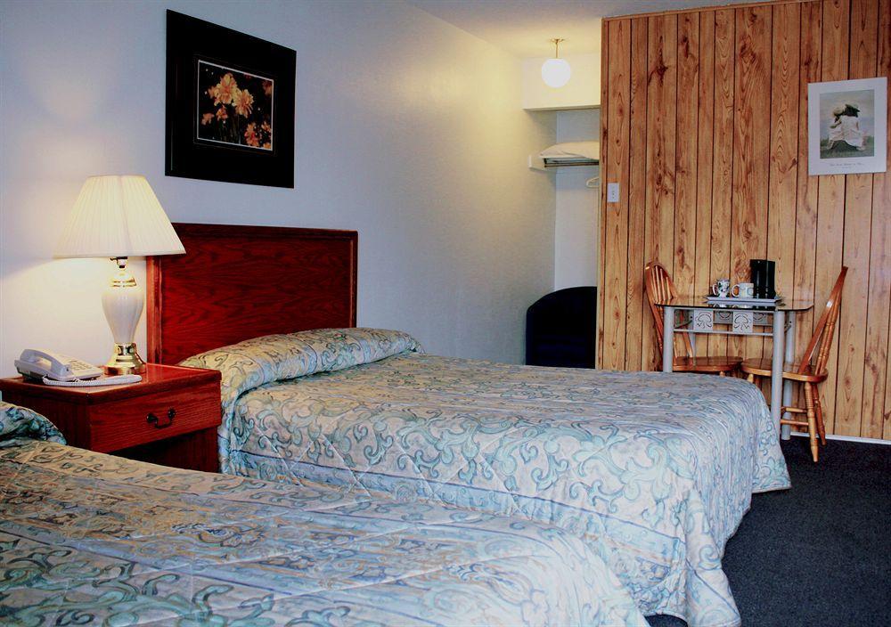 דארטמאות' Lake City Motel מראה חיצוני תמונה