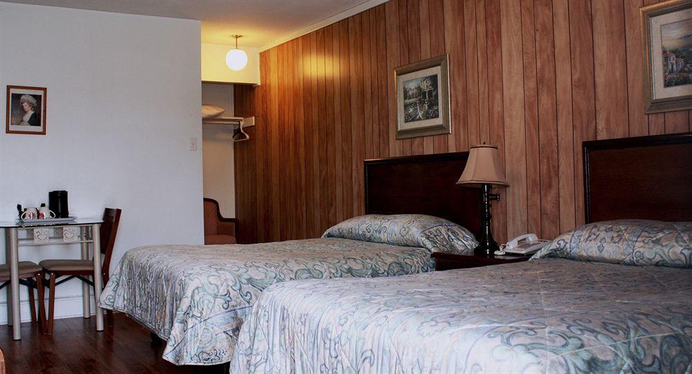 דארטמאות' Lake City Motel מראה חיצוני תמונה