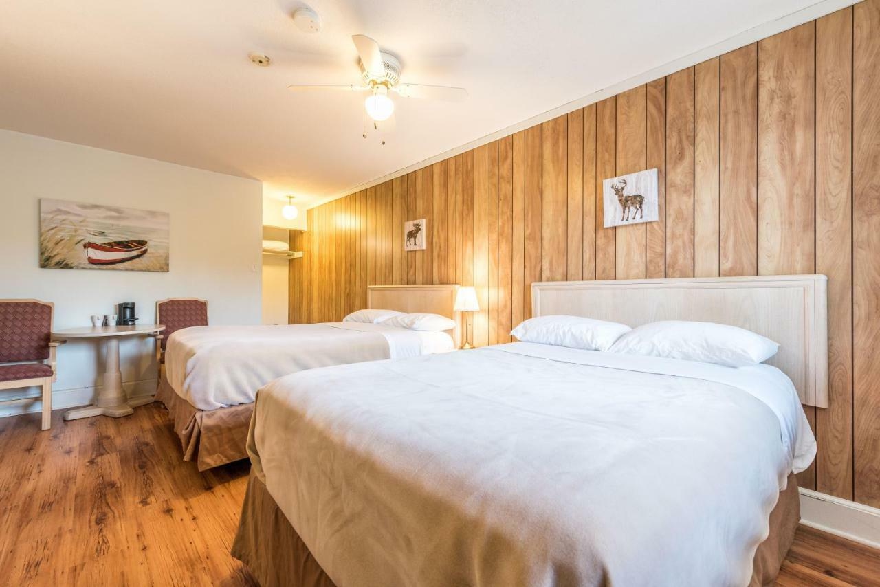 דארטמאות' Lake City Motel מראה חיצוני תמונה